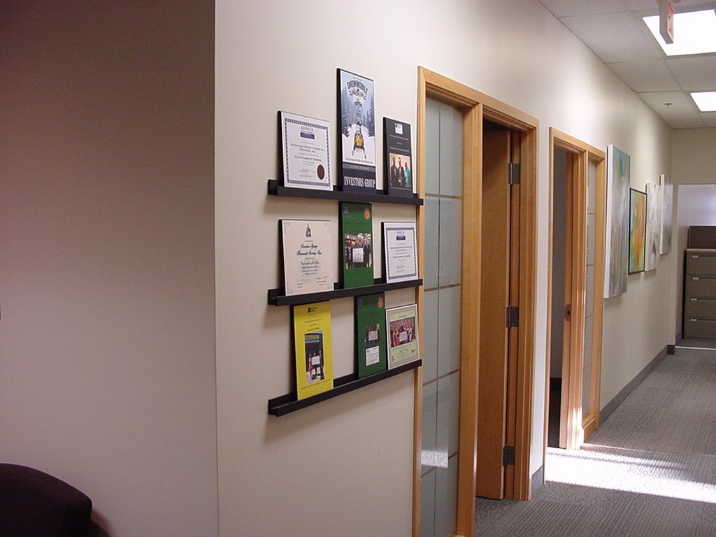 InvGrp_Kanata's tweet photo. Great pics from the office #ThrowbackThursday 
@Investors_Group https://t.co/TvgCFcqVQZ