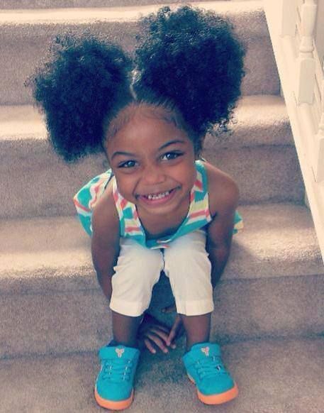 Vloggeurs's tweet photo. Apprenez à prendre soin des cheveux de vos enfants au naturel avec https://t.co/i2VOqgq1RP #NAPPYTWITTER #afro https://t.co/Nk78JKMBKf