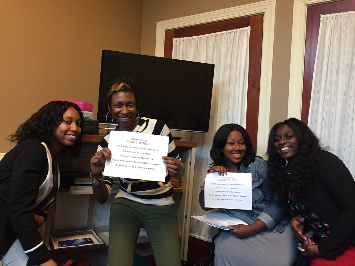 Jennrjewell's tweet photo. #MagicWords @ #KnowYourRights training w @CamishaSmall @Nish_SW @cberry_94 @kadijah__ #SUSocialWork @ACLU_MD https://t.co/mgwK15BKAU