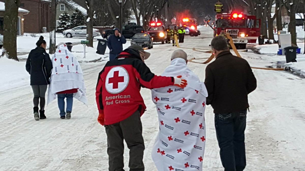 RedCross's tweet image. Help families stay warm after disaster w/ 6 blankets. #Help1Family by donating $30: rdcrss.org/1WZXaa5