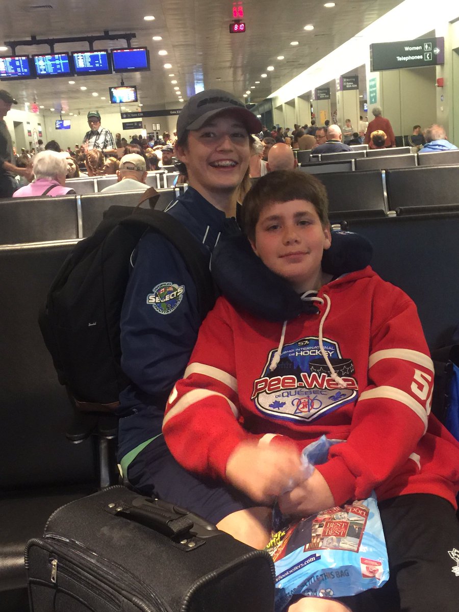 BillyMcCreary's tweet photo. #ECSQ departing for @WorldSelectsInv https://t.co/5HmCDAPkKo