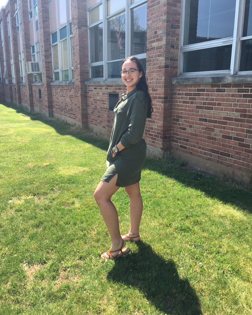 sabrinaaconde's tweet photo. #head2big https://t.co/6Dmbe3KEJO