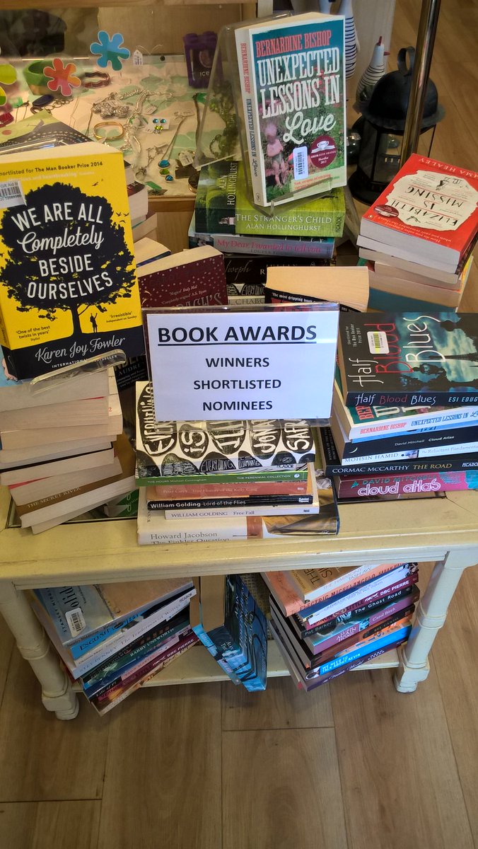 Natacha_Terrot's tweet image. #Beaco #bookworms grab yourself some bargain #summer reads from @Oxfambeaco #bookshop
