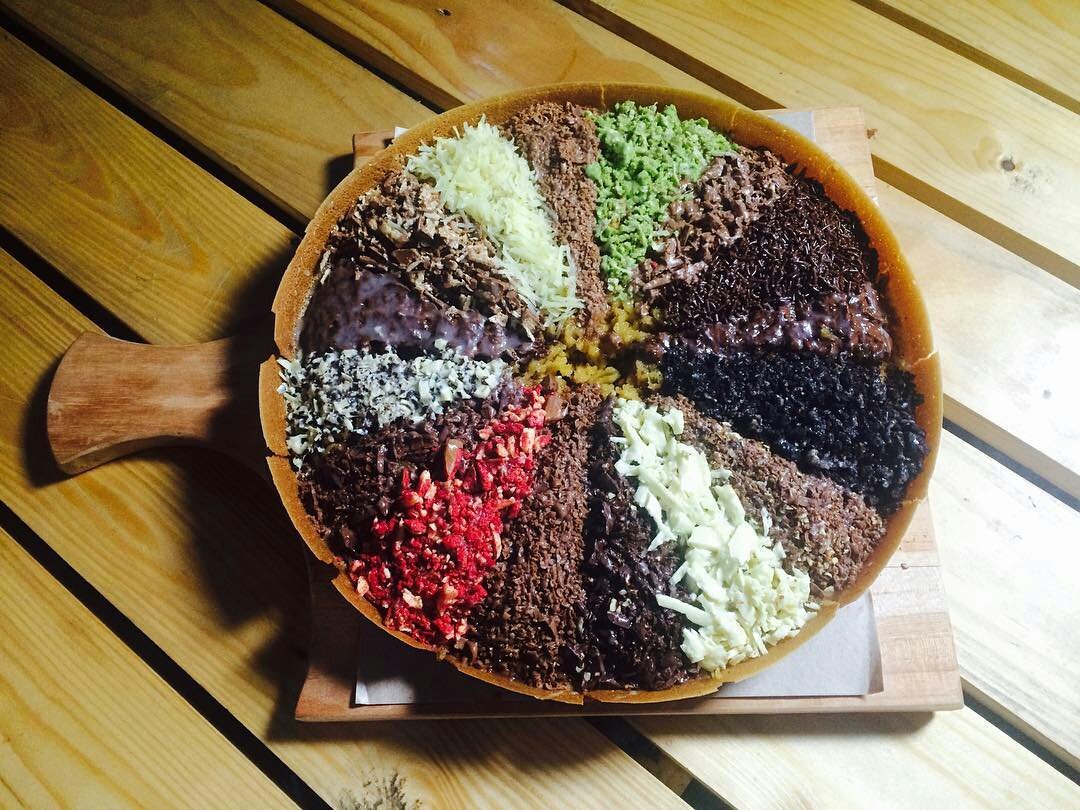 markobar1996's tweet photo. oiyak jangan lupa juga mulai hari ini #16rasa udah bisa di order di cab. Semarang yaah gaess π https://t.co/3GE0JuejbL