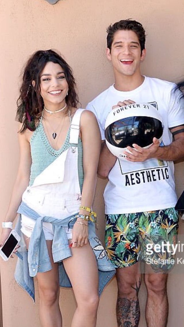 tylerpsarmy's tweet image. Tyler and Vanessa at coachella