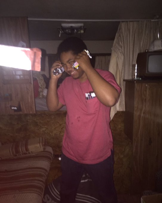 Hmu I got it for the low https://t.co/3OJVSvteDg