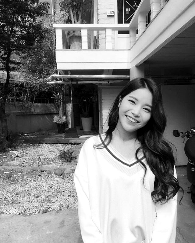 gfskpop's tweet photo. solar || mamamoo ♡ [requested] https://t.co/9ddjuU85cB