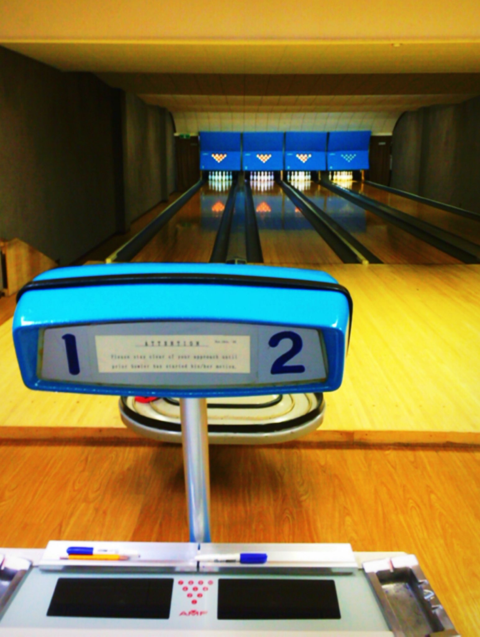 優哉 Al Twitter 100年前からあるレトロなボーリング場ー カワイイ ボーリングは得意 T Co Bi1uzfd1tb Twitter