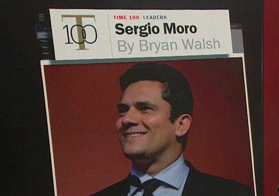 GloboNews's tweet photo. Sérgio Moro é incluído na lista das 'Cem Pessoas Mais Influentes', da Time: https://t.co/Kzdojknklq https://t.co/Dgsy5Xq7RQ