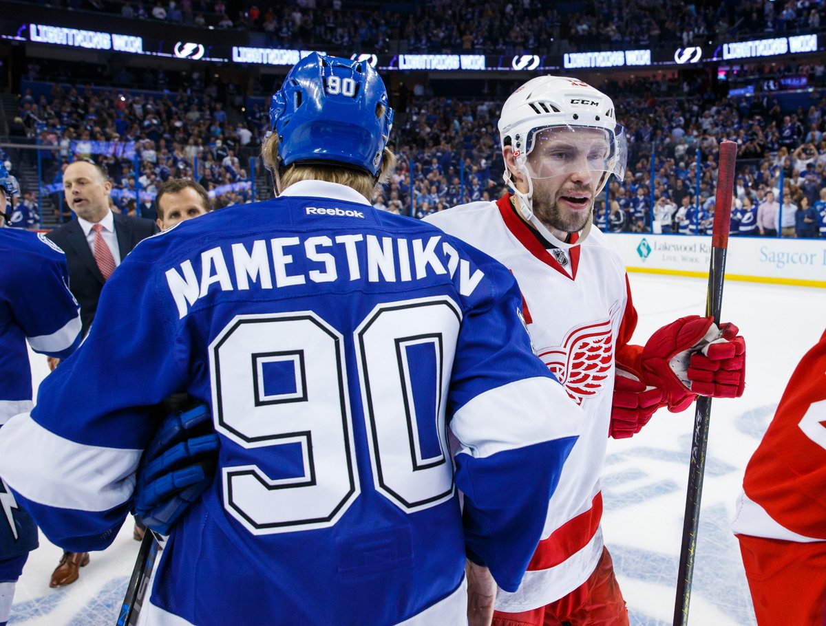 NHL tweet media