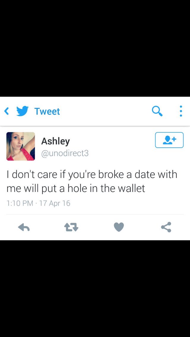 DumbSlutLogic's tweet image. Two very different type of women...