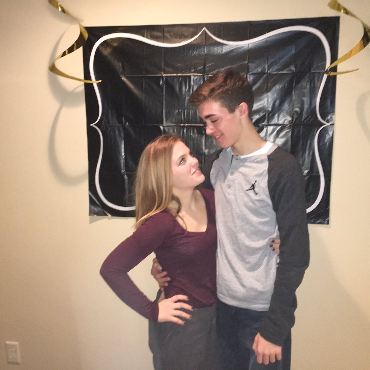 lizzie_frett's tweet photo. Happy birthday @brandonloverude ❗️❗️❤️❤️💘💘 https://t.co/hHH0s4RYvA
