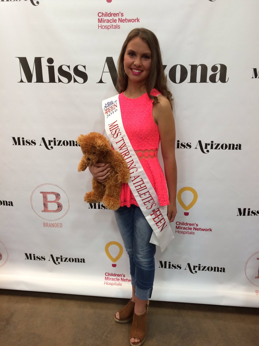MissTwirlingOT's tweet photo. RETWEET THIS!!!!!!! #MissAmericaServes #AZ https://t.co/cNPgELZYUU