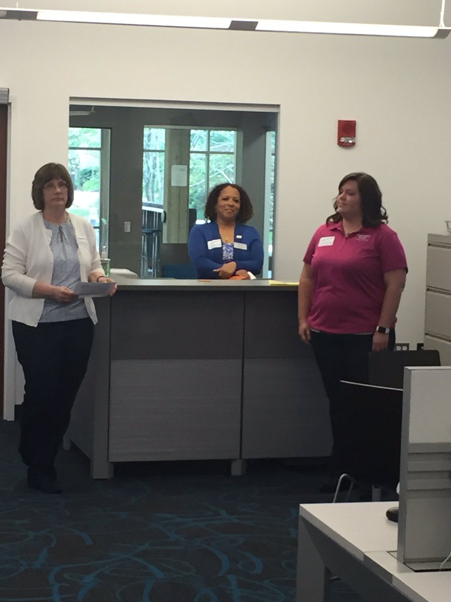 polkbland's tweet photo. Excellent team at the Student Central tour and information session! @cscc_edu #icheckedin #CSinserviceday https://t.co/ITdwb70FIS