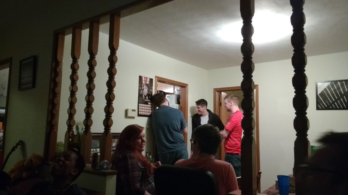 St00pid_chimp's tweet image. @ben_falconer @ali_babwa RAAWWWWRRRRRRR YOU ARE IN THE #CHAMPERAWR S HOUSE!!!!