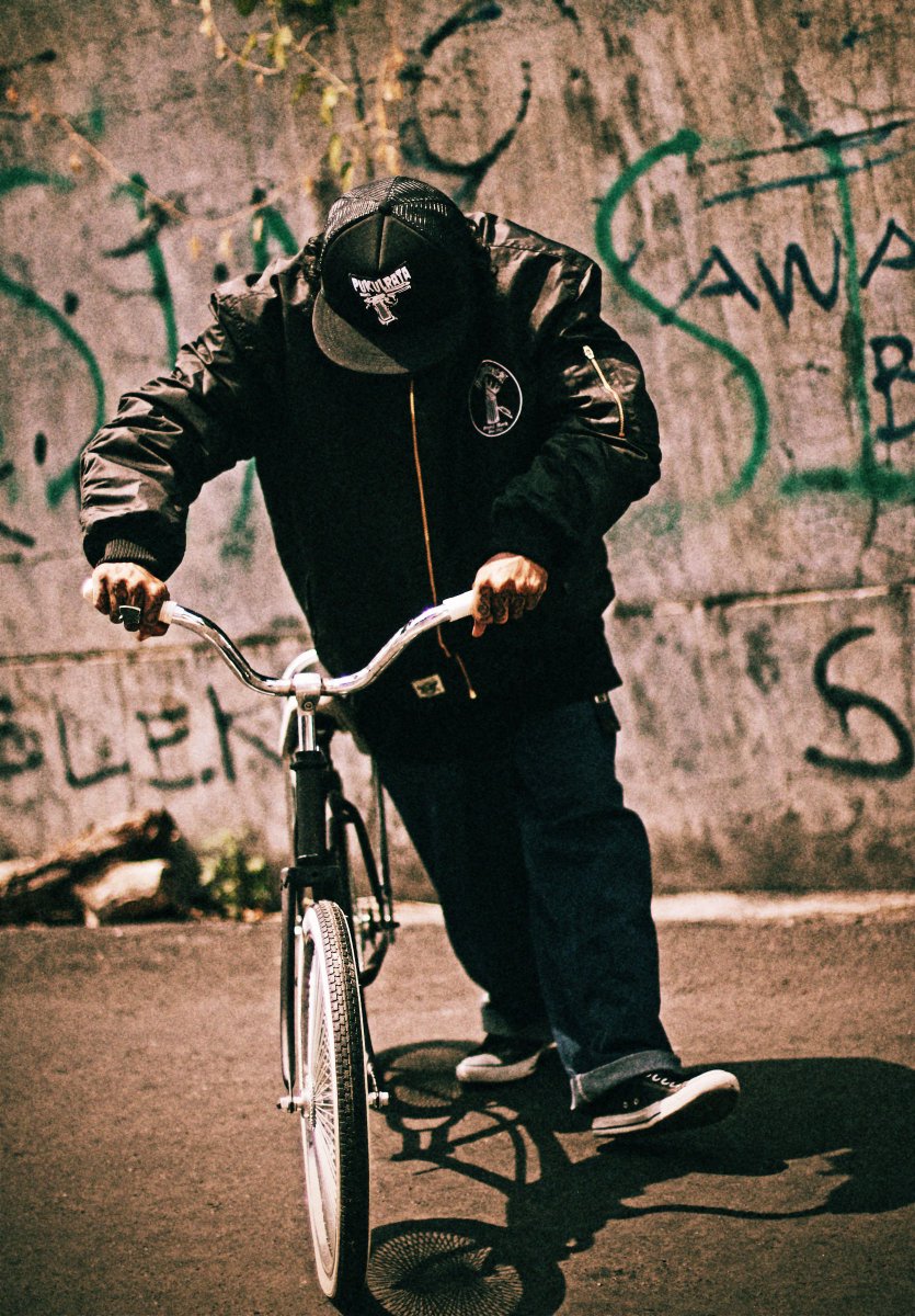 WALK MY WAY <a href="/PUKULRATA/">PUKULRATA Merch.</a>