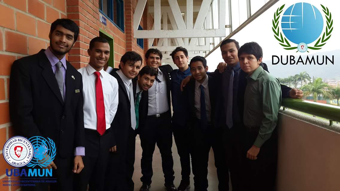 DUBAMUN's tweet photo. ¡Preparándonos para el #UbamunInterno 2016, no te lo puedes perder!
#DubActitud #RumboUbamun2016 #UBAMUN #DUBAMUN https://t.co/t6XgWkztrX