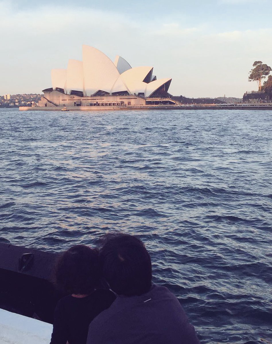 PhDWAELALENAZY's tweet photo. One of the best sightseeing is #opera_house in #stdney ,, an awesome time with my little angle https://t.co/Gbs3CnTCWr