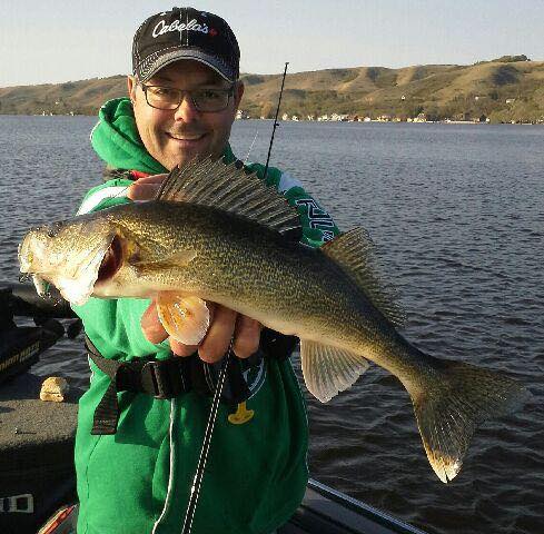 Saskatchewan's tweet photo. Get ready for spring fishing with the help of @JMatity https://t.co/8f1xzRPTMh #ExploreSask #FishSask https://t.co/HU0MFnkarj