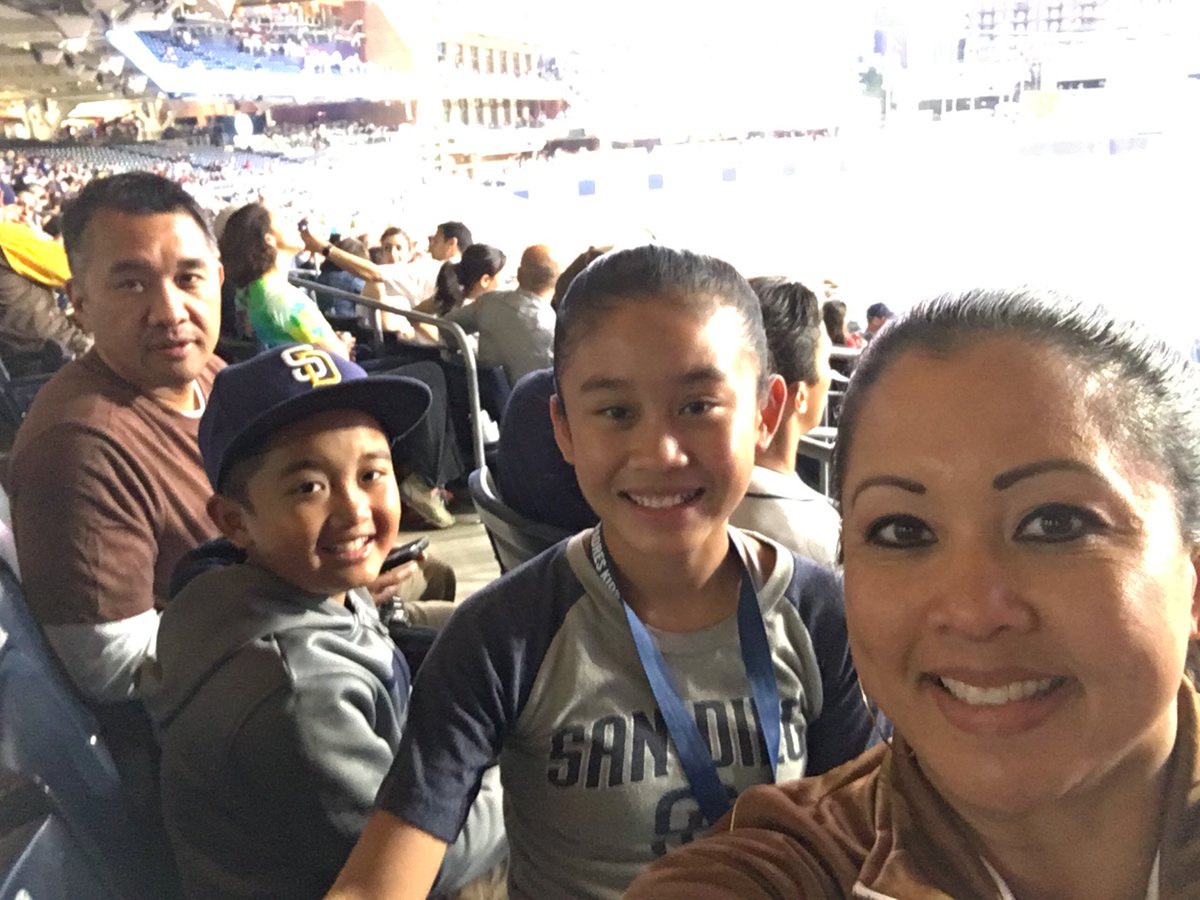KrishaBenavides's tweet photo. Still trying to get on the jumbotron... #SDinHD #padres #padsquad https://t.co/YX2GxQqgcd