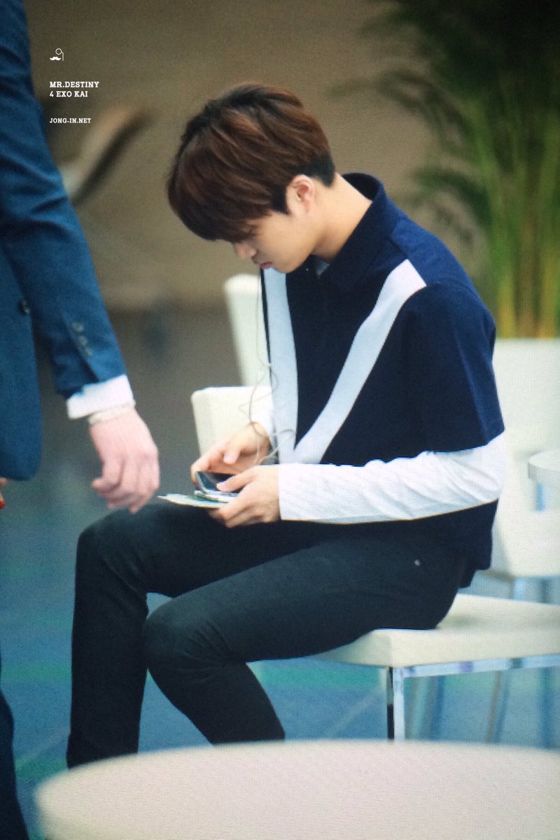 jonginnet's tweet photo. 160422 HND - 늦어찌만 넘나 머싯서서 안올릴 수가 업서요...(쭈굴 https://t.co/cfoAUgZMxf