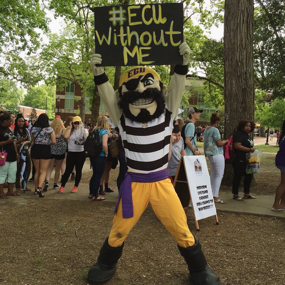 ECUWithoutMe's tweet image. PeeDee loves #ECUWithoutMe!
