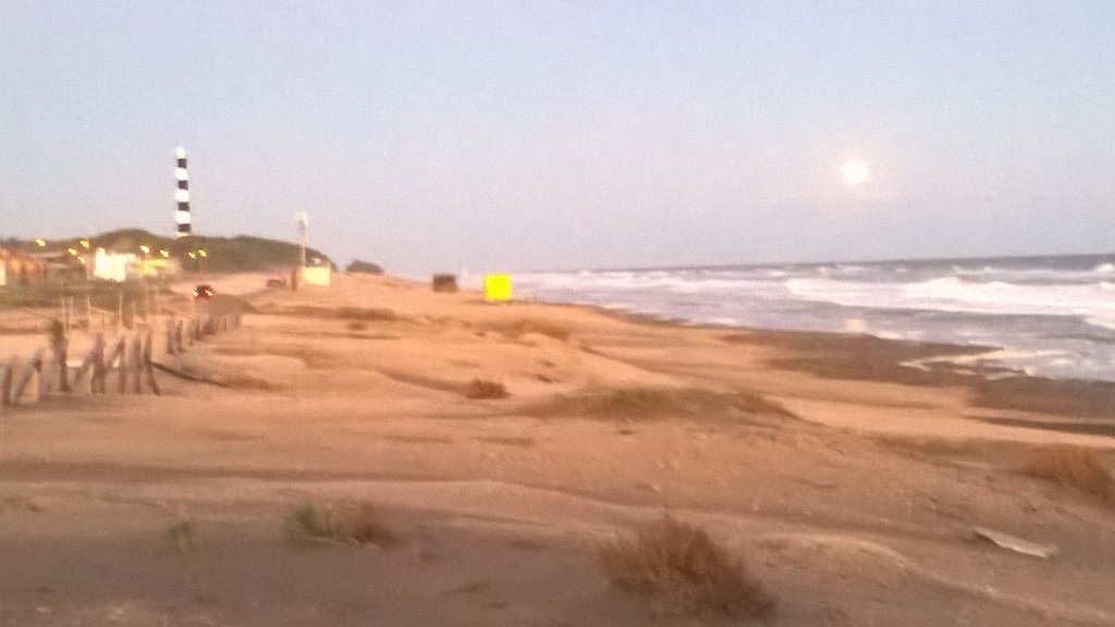 Horizonte de Faro y Luna <a href="/ClaromecoNet/">ClaromecoNet</a> <a href="/rcc979/">Radio Comunidad Claromecó</a> <a href="/3ArroyosTurismo/">Tres Arroyos Turismo</a>