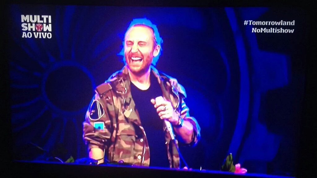 biebsrdj's tweet photo. olha esse sorriso, filma o sorriso daquele que sabe que é um dos melhores DJs do mundo #TomorrowlandNoMultishow https://t.co/jIy7QZkmqF