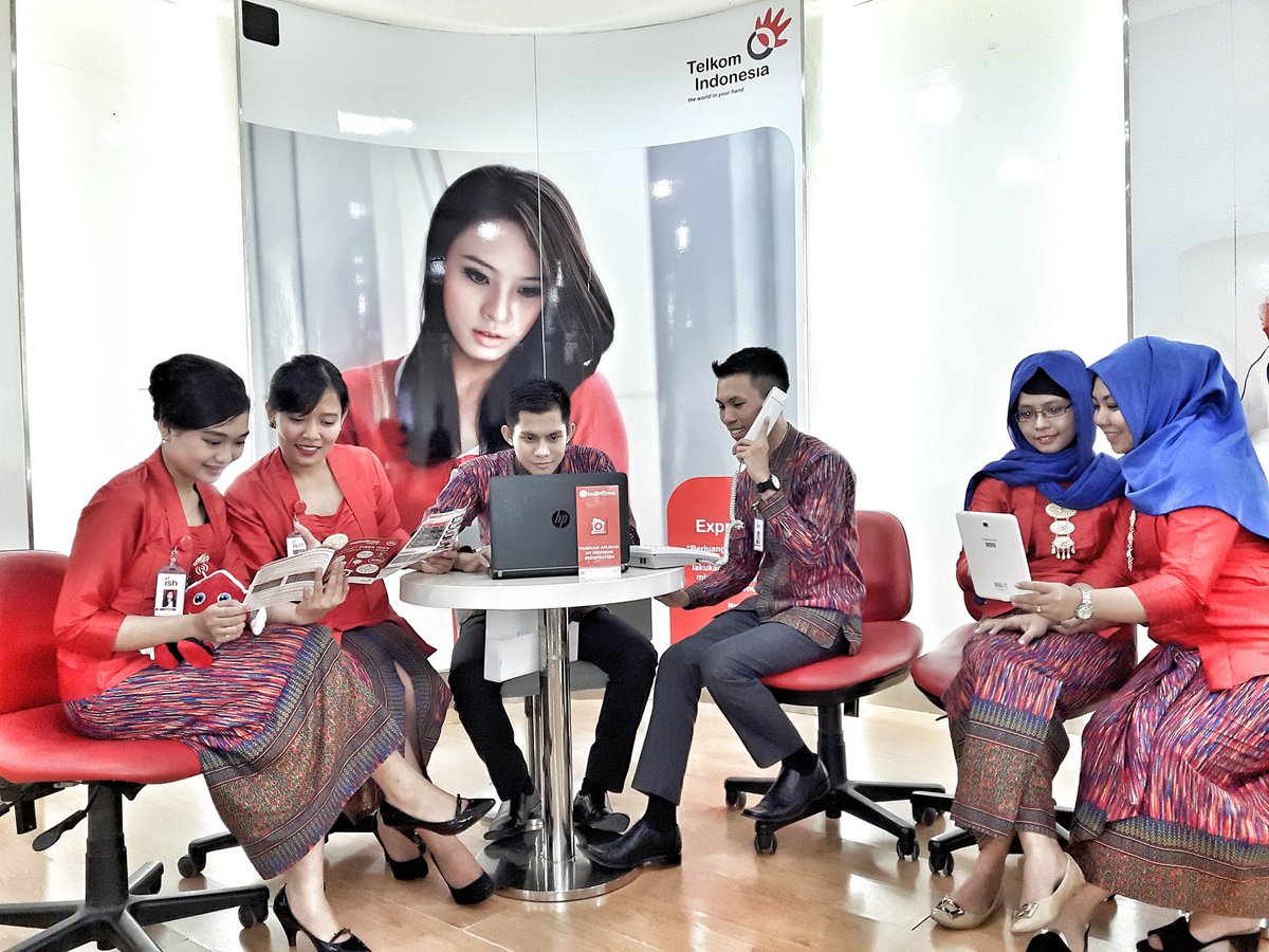 ayuwangsa_'s tweet image. Always The Best. {Integritas, Antusias, Totalitas, Solid, Speed, &amp;amp; Smart} ♡ #kartiniindihome #PlasaTelkomPettarani