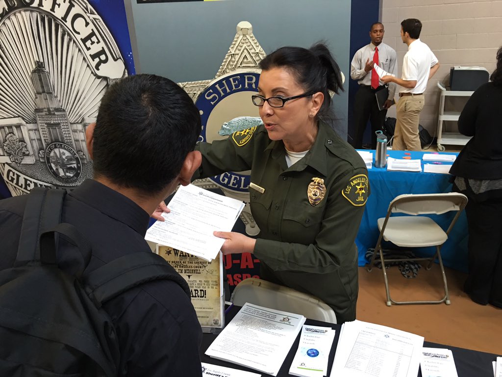 LASDMIKE1's tweet photo. Join us at the @canyons job fair in Valencia! We'll be here until 2pm. @joinLASD @mpLASD https://t.co/uOZPsqKVrQ