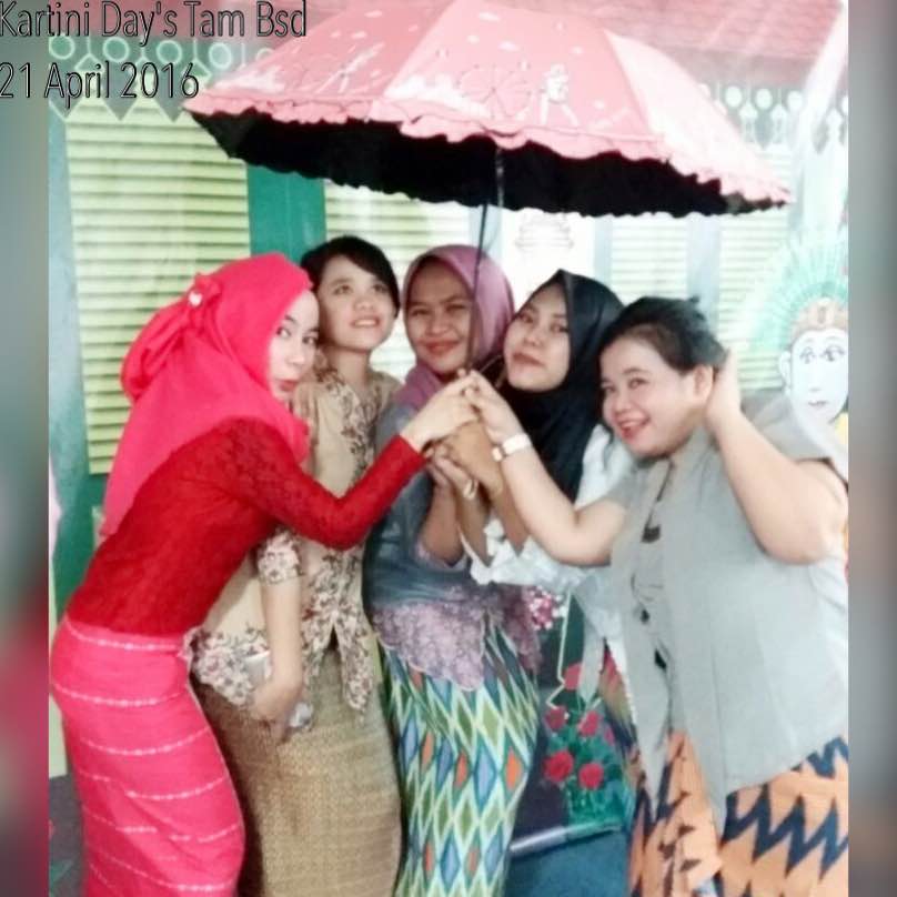 loveyou806's tweet photo. selamathaikartini21april2016 #kartiniindihome  #tambsd https://t.co/3cBSiwmdmI