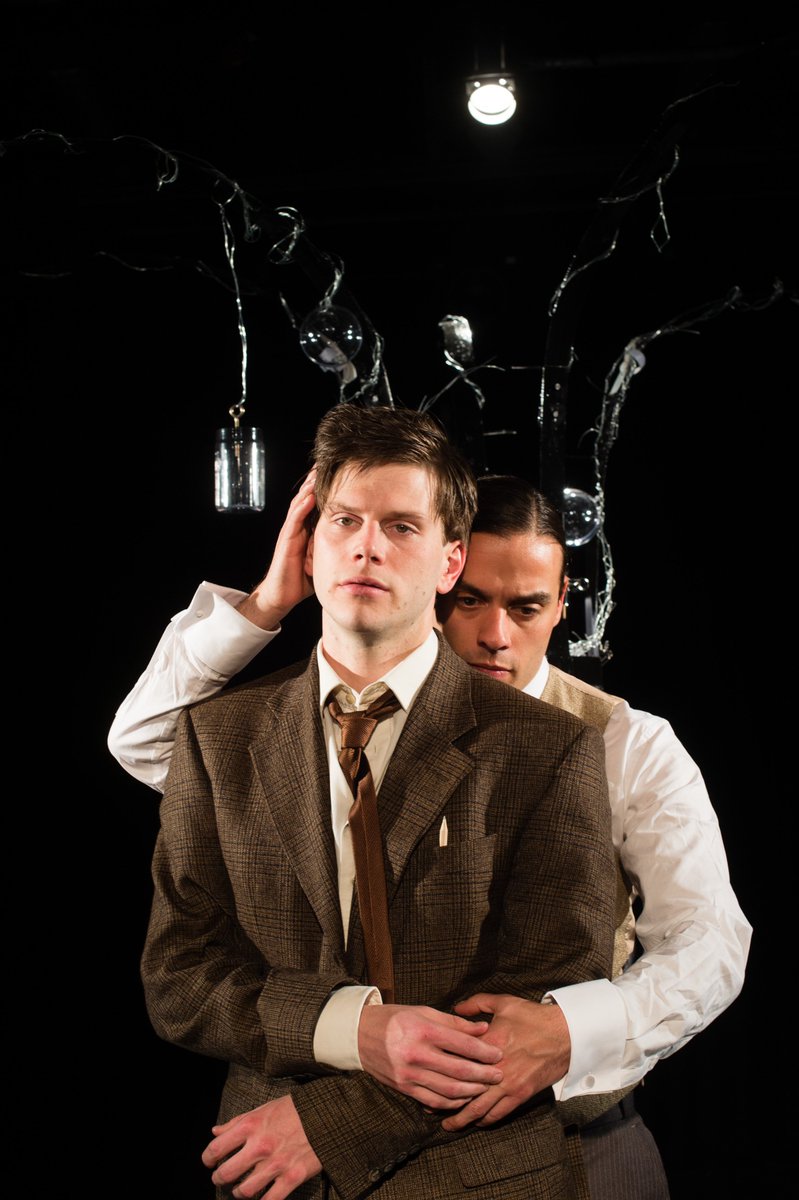 KingsHeadThtr's tweet photo. Last day for @scriptography's #ToKillAMachine 2:30 + 7:00
Still some tickets left: https://t.co/MsidQIGO92 https://t.co/nB5pShd8hz