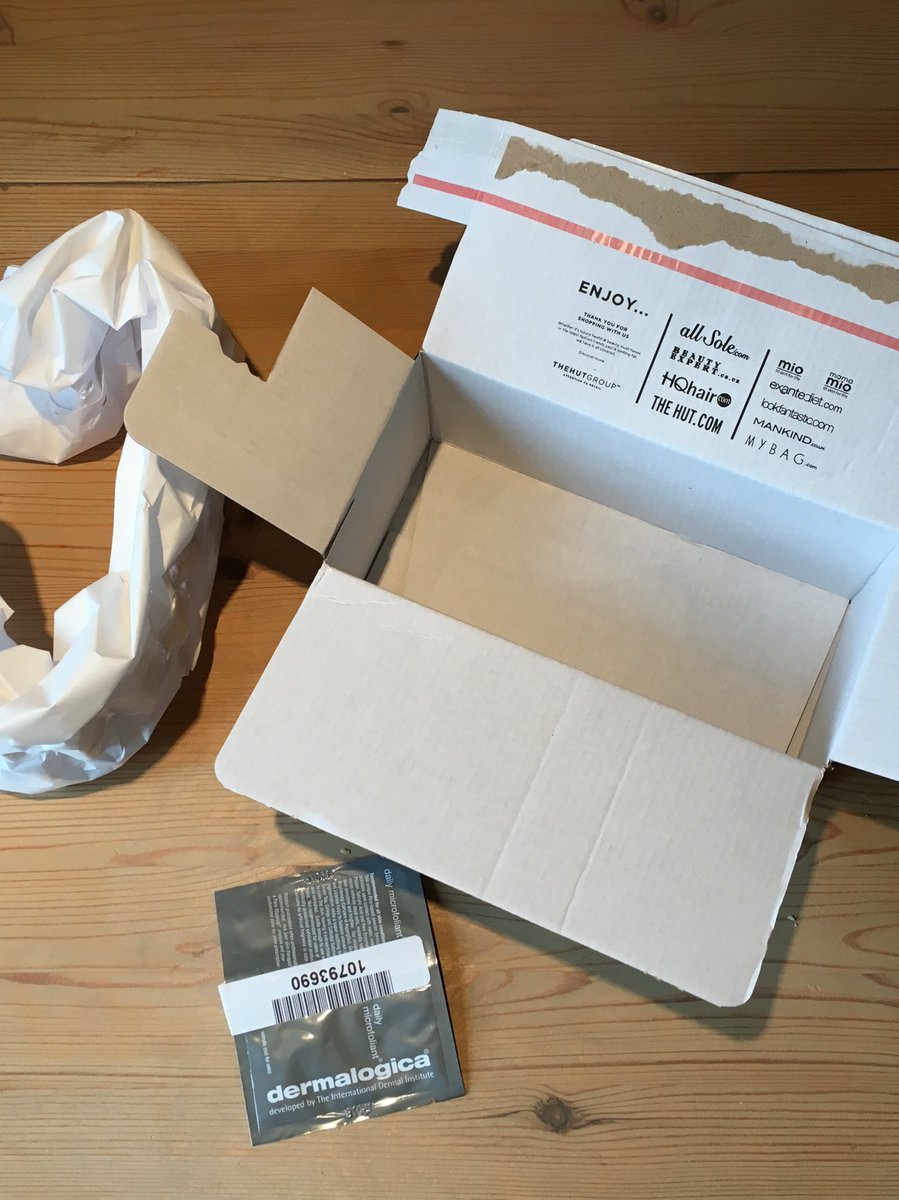 Can anybody at @thehutgroup explain why a box is required to send a 3gram sample? It's madness! #wazzocks