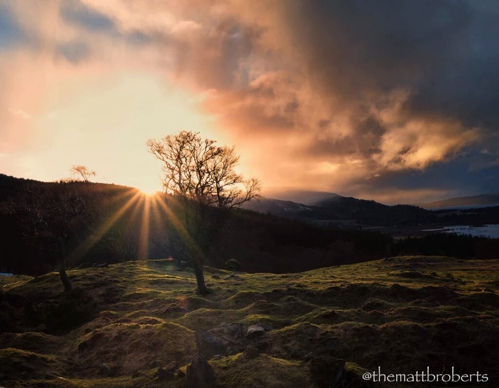 Sheugs's tweet photo. Matt
Thank You
For sharing the Breathtaking Beauty of Scotland
With #Outlander Fans

#EarthDay

@TheMattBRoberts https://t.co/c2i0ToHE9X
