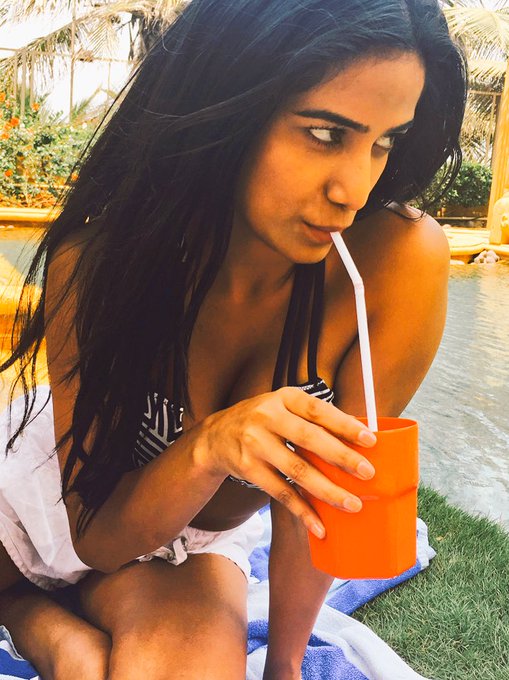 No makeup look..how is it guys?? https://t.co/KR7uwK54D9