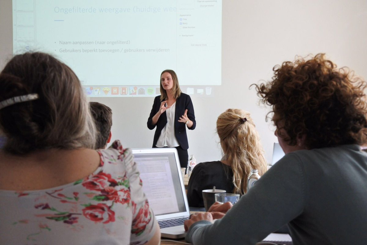 Geslaagde workshop Analytics voor zo'n 15 ondernemers door onze Kim gisteren!