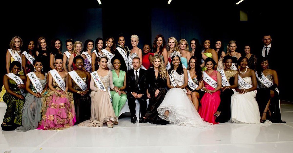 MrsSAPageant's tweet photo. #FBF This day, next week we will be announcing The Mrs SA  #Top25 Finalists 2016 at our annual @CANSA gala dinner https://t.co/ty1dxCoqv3