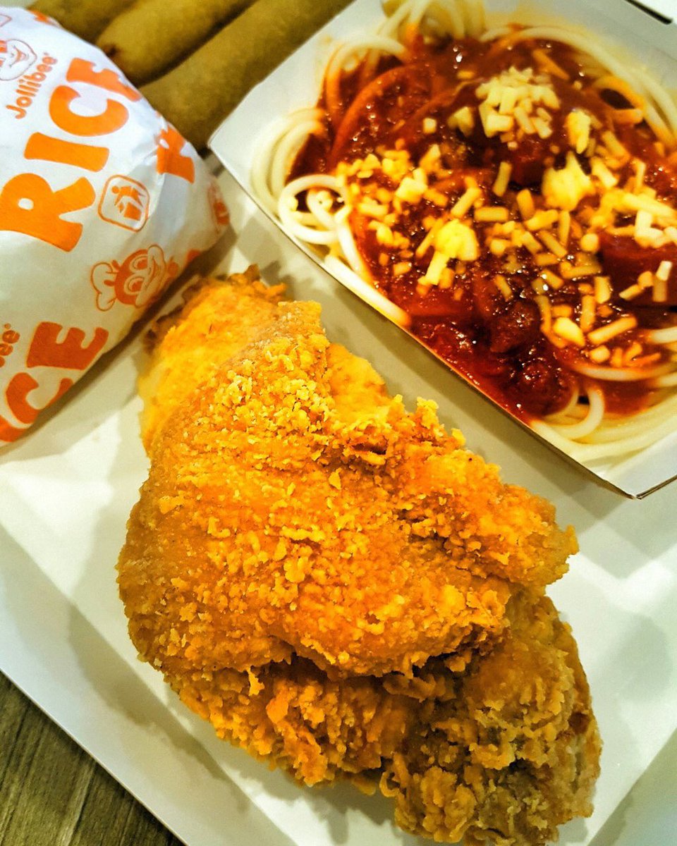 Merienda tayo 🍗 #ChickenjoyNation