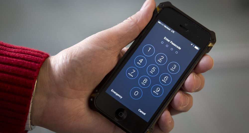 PierrePolette's tweet photo. Le FBI a payé plus d’un million pour débloquer l’Iphone de San Bernadino - https://t.co/3FOzGc6vGJ joli #bountybug https://t.co/2pVhSHXCB8