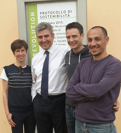 mattiadellorto's tweet photo. Onorati della visita #AndreaPontremoli #Dallara presso @Arnaldocaprai #innovazione #viticoltura #startup @leafsrl https://t.co/etM60FOF4k