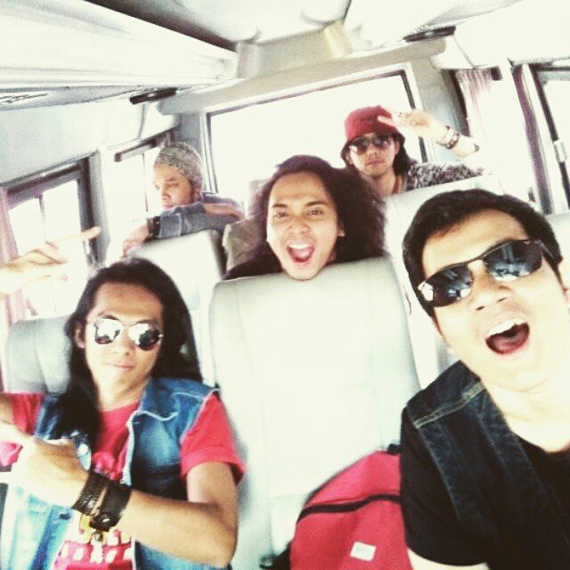 Nemu link ini. Selamat pagi semuaaaannyyaaa! \nn/