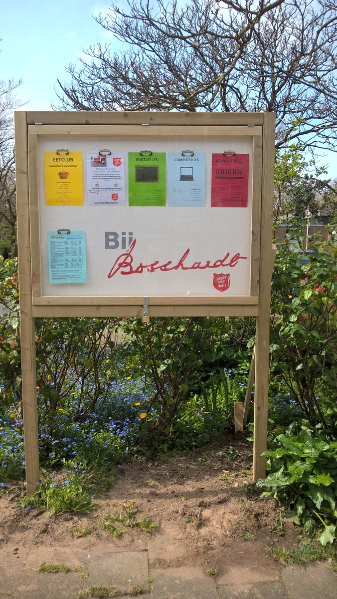BijBosshardt_KE's tweet photo. Met dit mooie nieuwe bord van 50|50 WOOD kan Kanaleneiland niet meer om ons heen! #kanaleneiland https://t.co/wOu2xrCfyk
