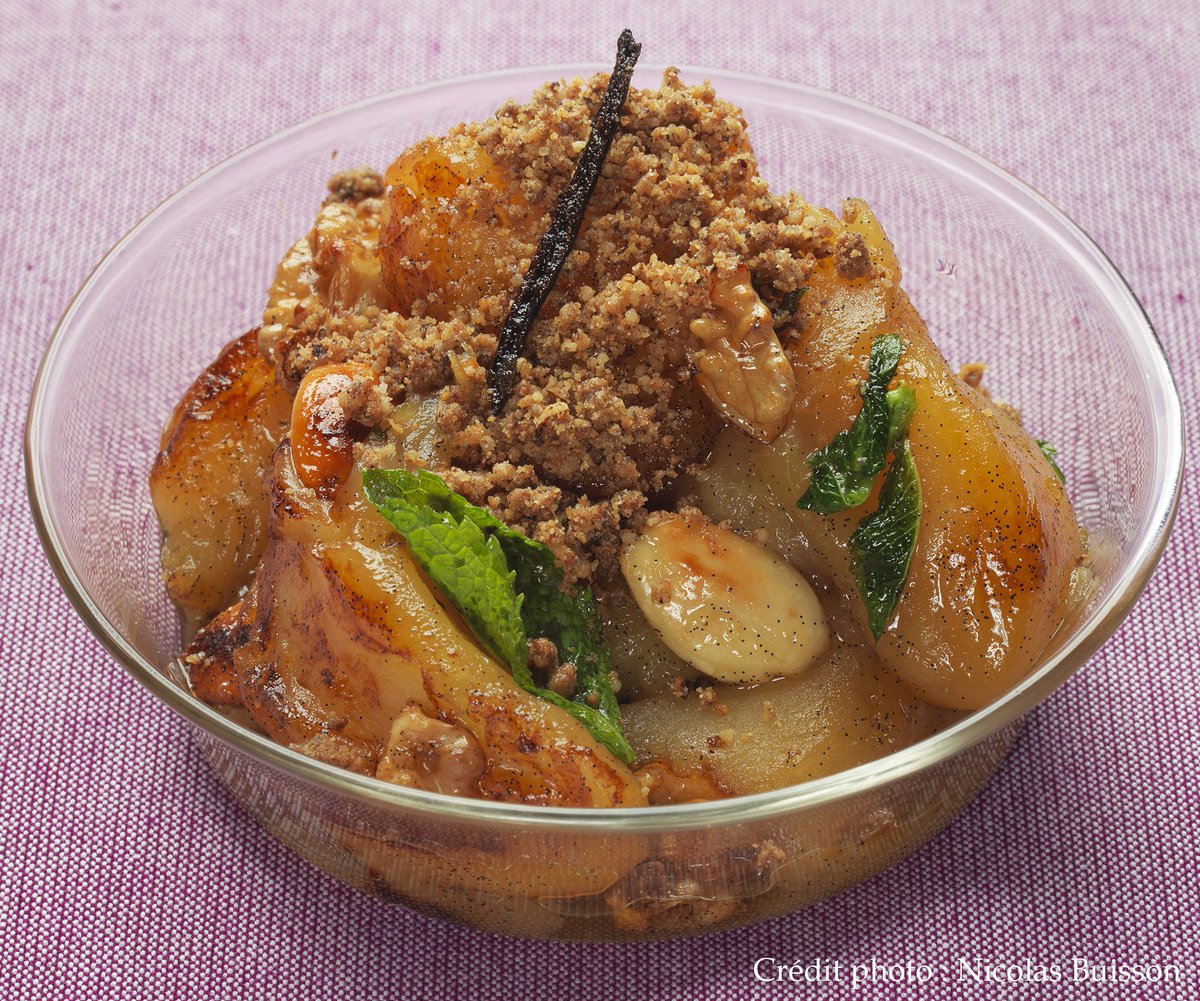 Conticini_Team's tweet photo. Le crumble aux pommes par Philippe Conticini , un doux mélange de textures et de saveurs! #crumble #pommes https://t.co/wnnGjQZhAm