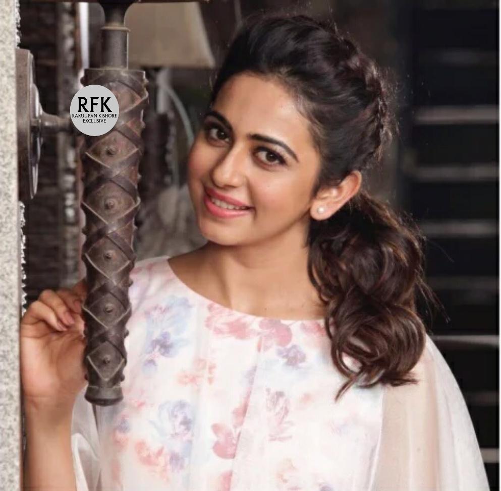 RakulFollowers's tweet photo. Beautiful @Rakulpreet in #Printalk Short Cape Dress with @MichaelKors Sneakers from #Sarainodu Promotions. {1} https://t.co/i1p4225lQa