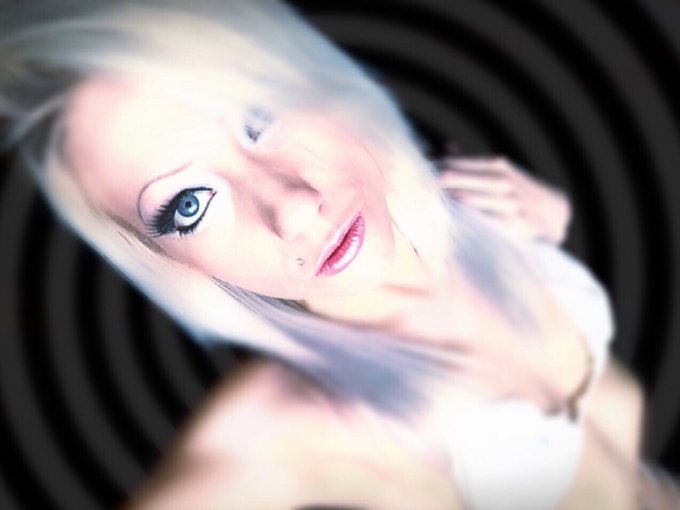 fall under my spell #hypnotizing #hypnodom #trance #dancehypno #domina #findom #subs #losers #Goddess