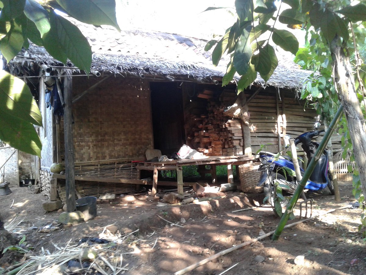 Rumahku adalah surgaku