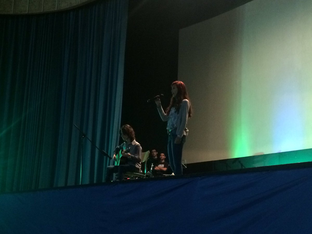 Pedro_GarMu's tweet photo. #creabandasonora en Cistierna (León) continúa con @cristinamontins de Alcalá #nosimportalamusica https://t.co/JsF4v0leDp