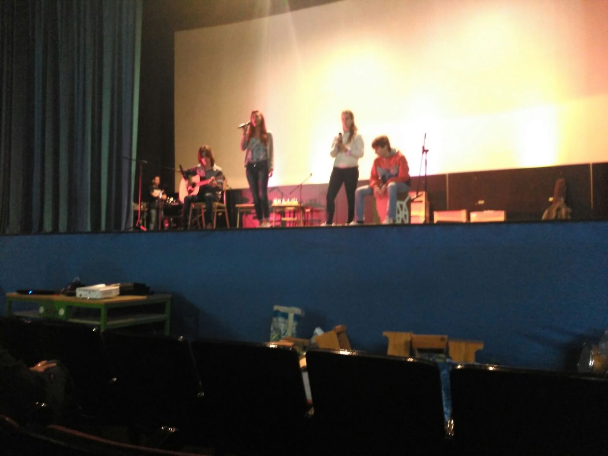 Dalealplay15's tweet photo. León es genial 💪💪 seguimooos🙌 #creabandasonora #nosimportalamusica https://t.co/KzsrfjkgI2