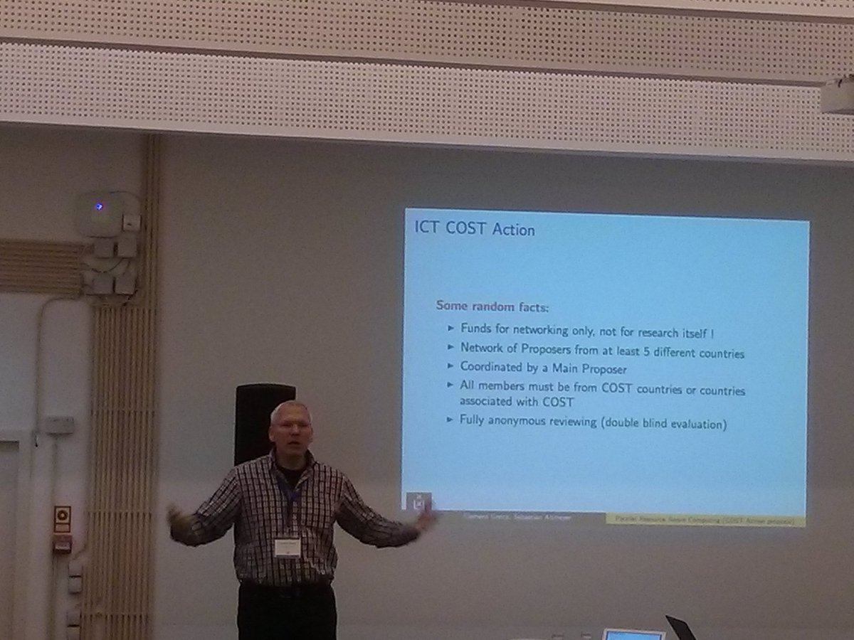 hipeac's tweet image. Clemens Grelck @UvA_Amsterdam presenting initiative on #parallel #resourceaware #computing at #CSWSpring16