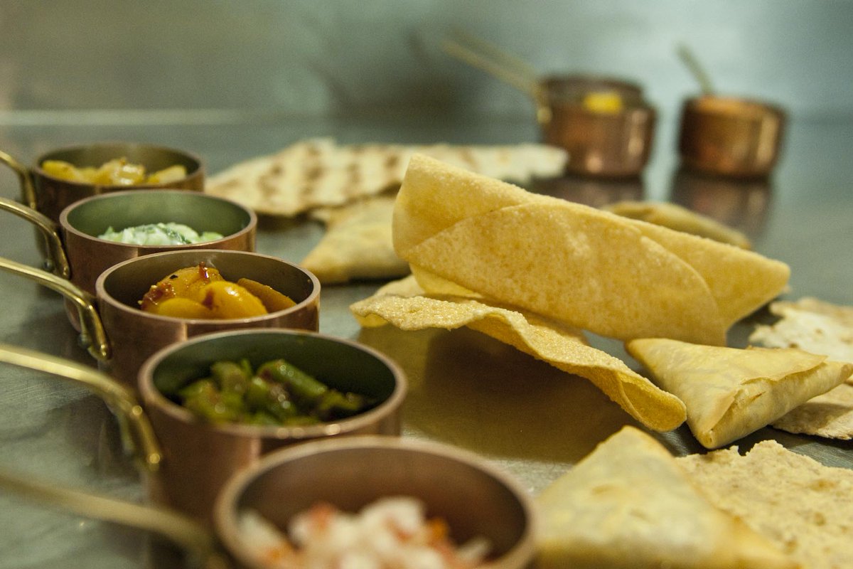 chefstableza's tweet image. Cape Town&apos;s weather is calling for a perfectly balanced hot curry with all the trimmings! #curry #balance #sambals